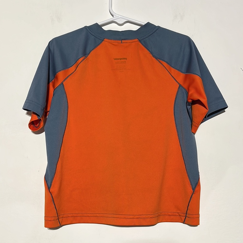 Patagonia Boy’s Orange Grey Performance Tee Shirt Size XXS - Picture 3 of 4